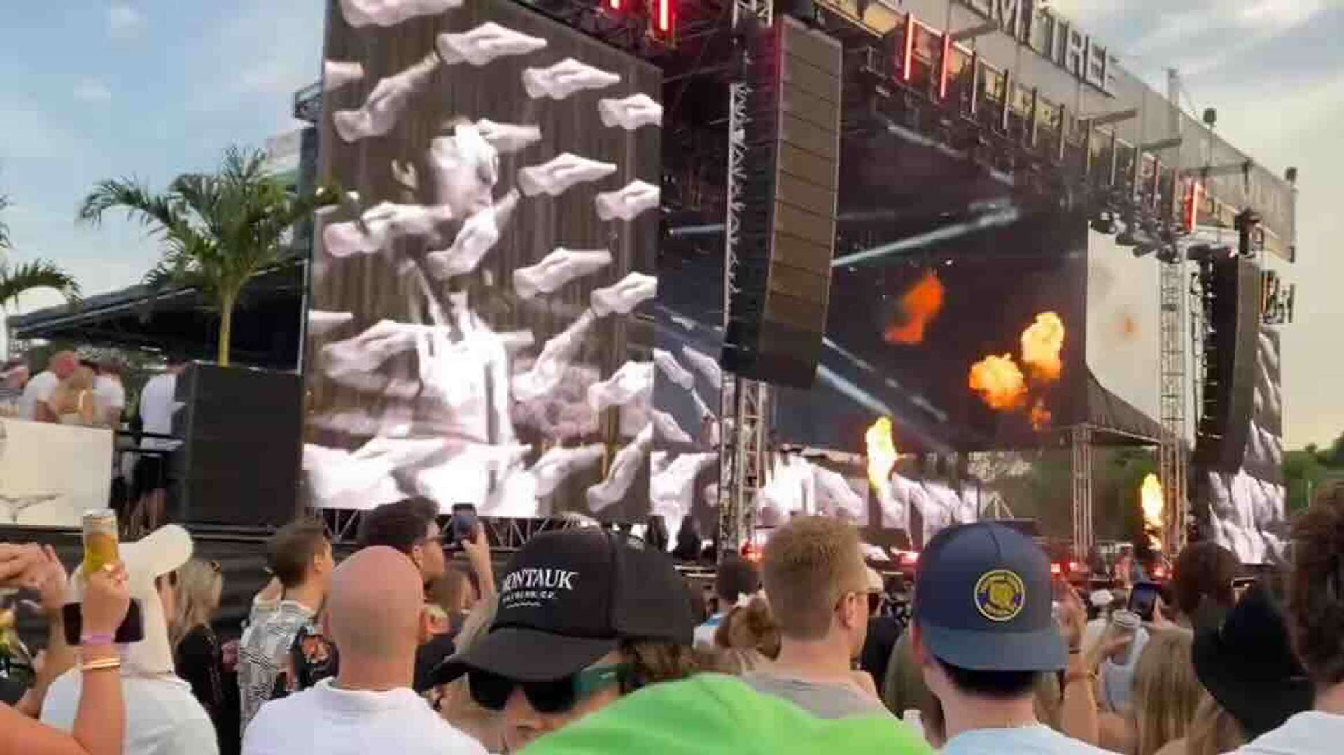 Hand Flicking Visuals